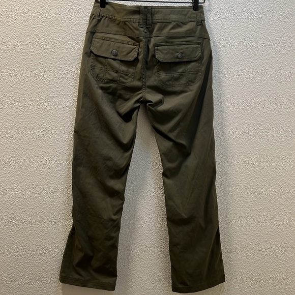 PrAna Halle Pant size 4 in dark olive green womens button is off but attached - Picture 7 of 11
